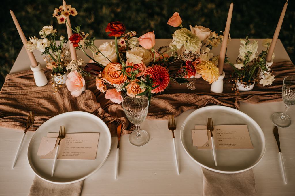 Modern and Minimal fall wedding table-setting outdoors at the Sixty Chapel in Garden Valley Idaho