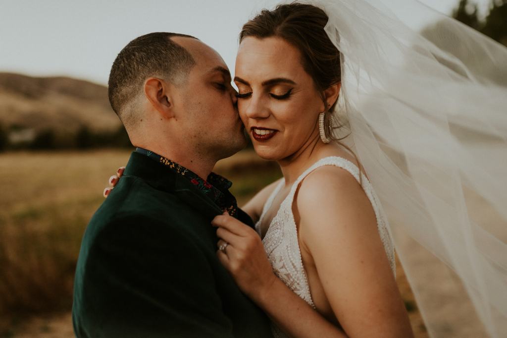 Stone Crossing Boise Wedding 