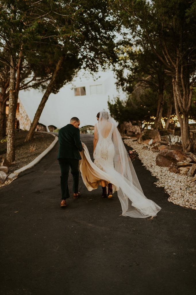 Stone Crossing Boise Wedding 