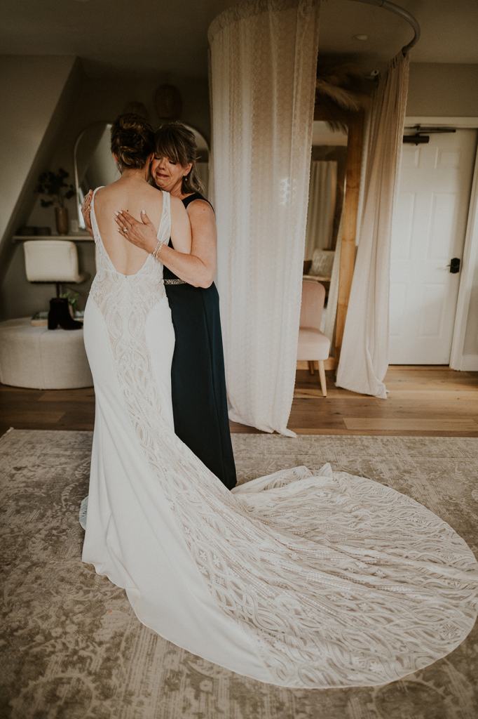 Stone Crossing Boise Wedding 