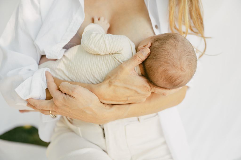 Boise Lifestyle Newborn Photographer