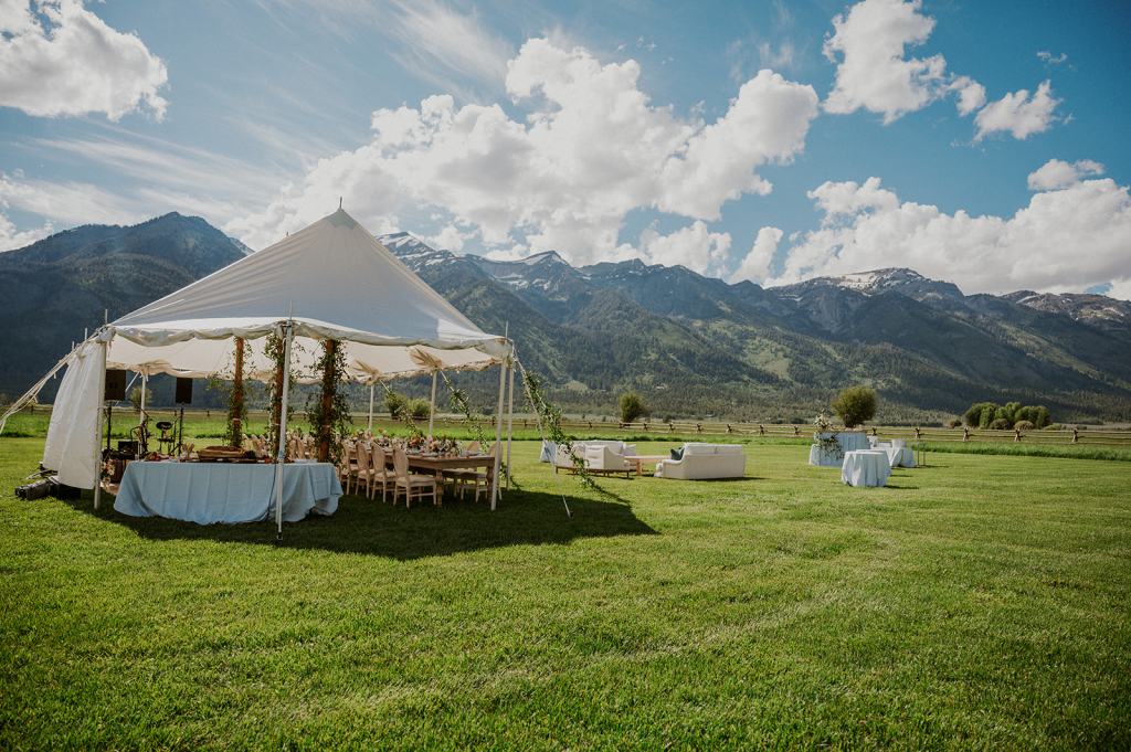 Luxury Jackson Wyoming Wedding at Snake River Ranch