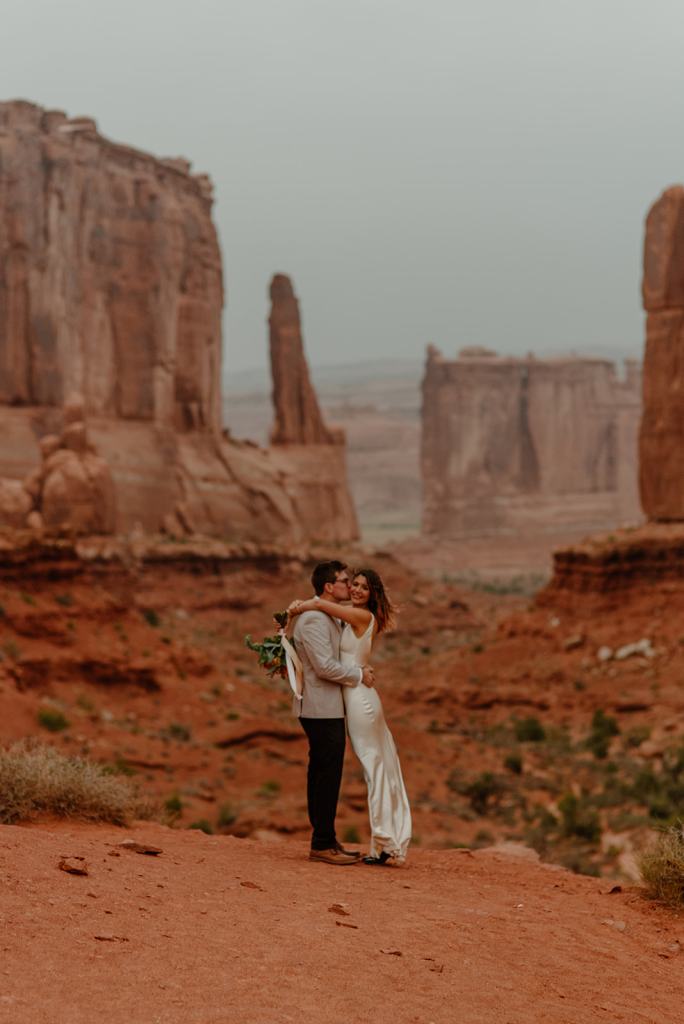 Dead Horse State Park Moab Utah Elopement