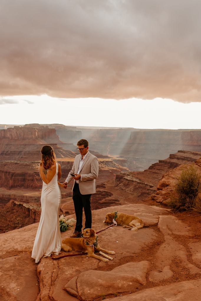 Dead Horse State Park Moab Utah Elopement