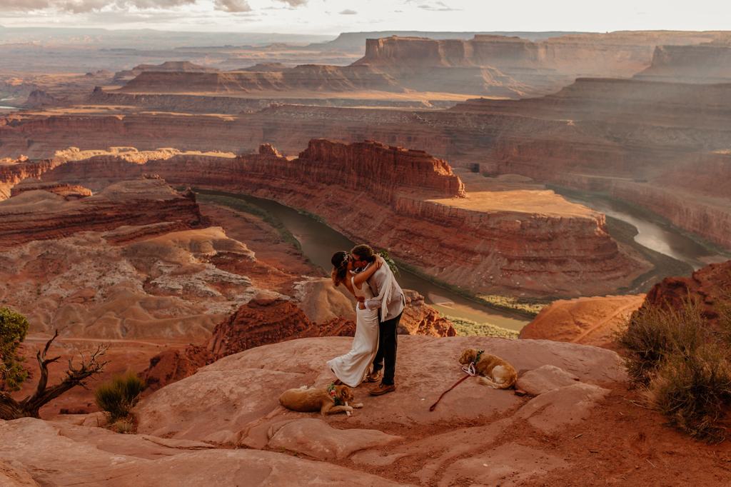 Dead Horse State Park Moab Utah Elopement