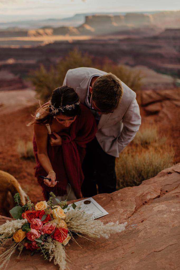 Dead Horse State Park Moab Utah Elopement