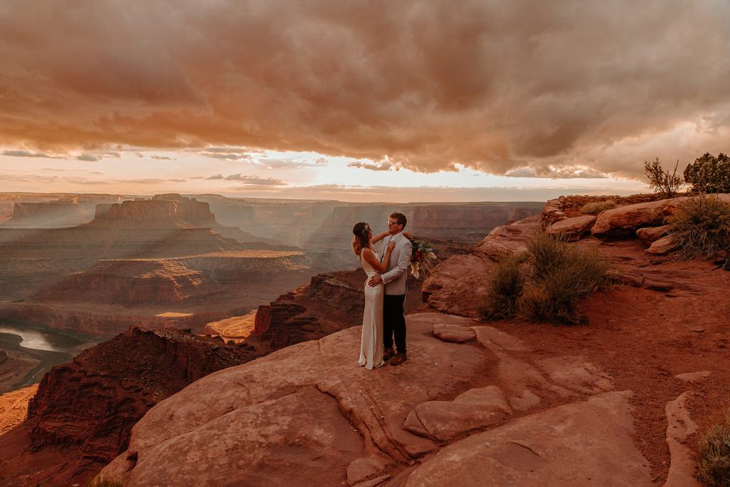 Dead Horse State Park Moab Utah Elopement