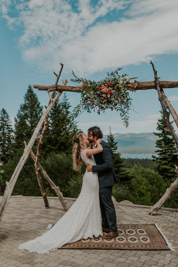 Whitetail Club McCall Wedding