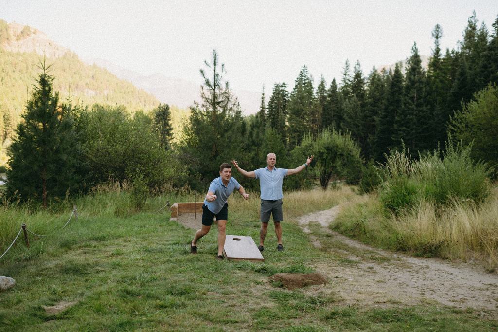 Minam River Lodge Oregon Wedding