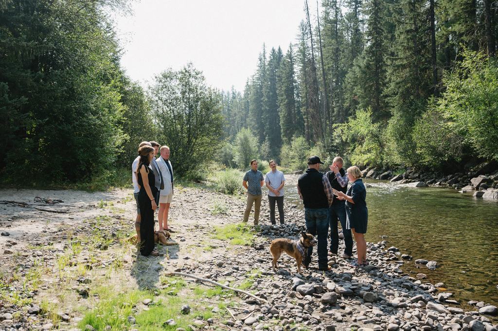 Minam River Lodge Oregon Wedding
