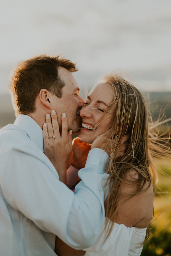 Columbia River Gorge Oregon Engagement Photos Sunset