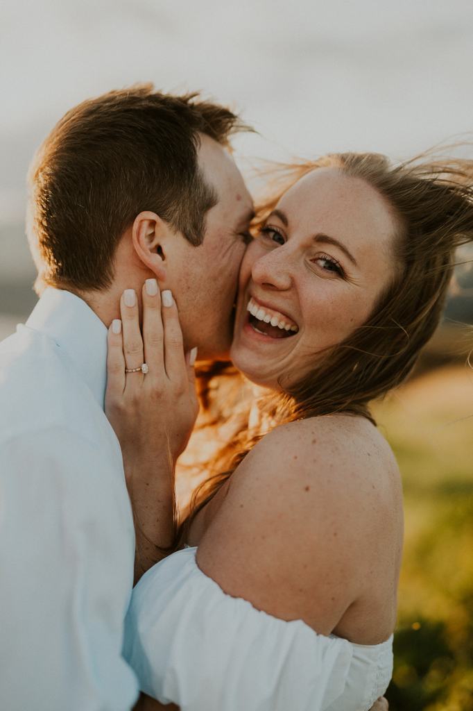 Columbia River Gorge Oregon Engagement Photos Sunset