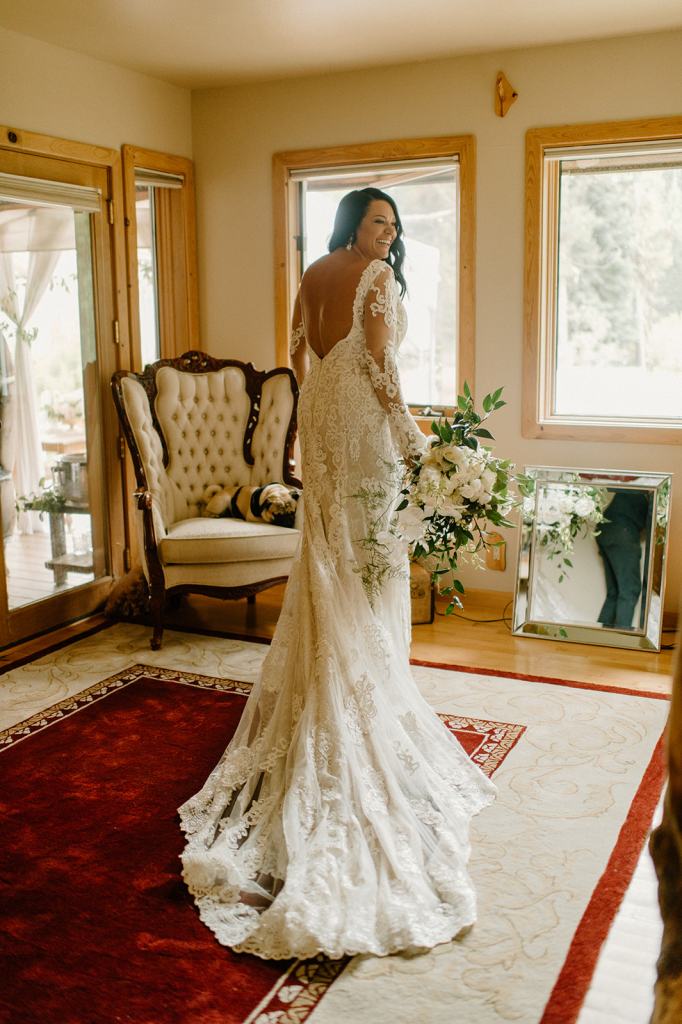 Bride Getting Ready Photos inside Cabin