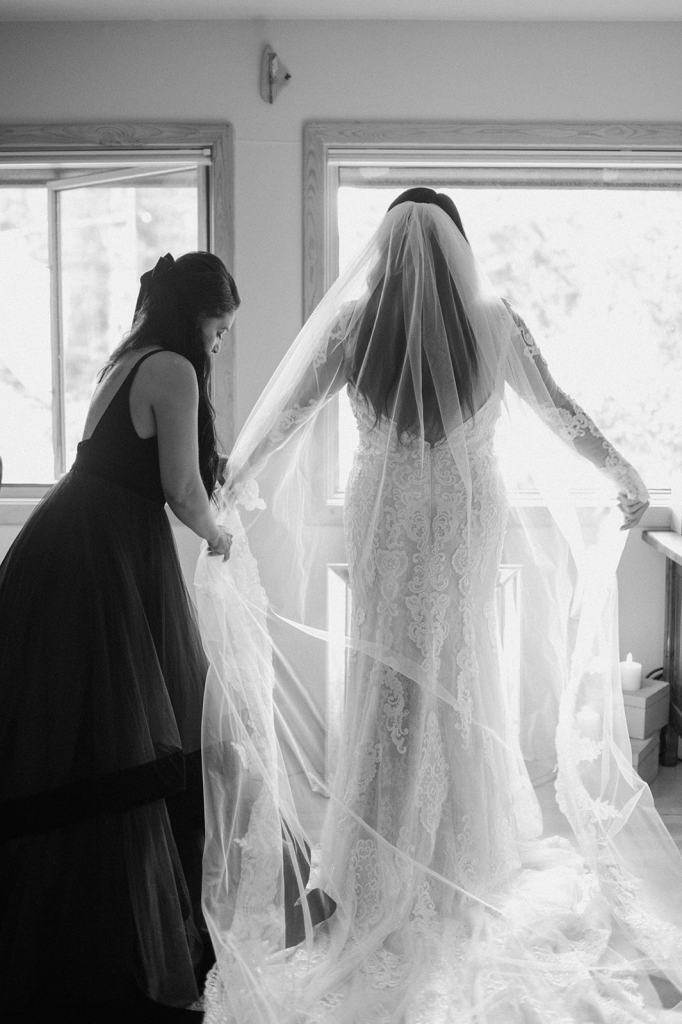 Bride Getting Ready Photos inside Cabin