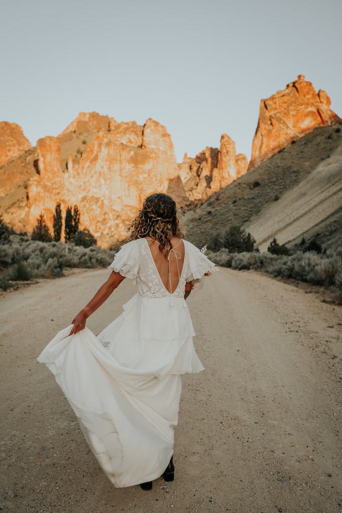 Adventure Elopement Photographer in Oregon