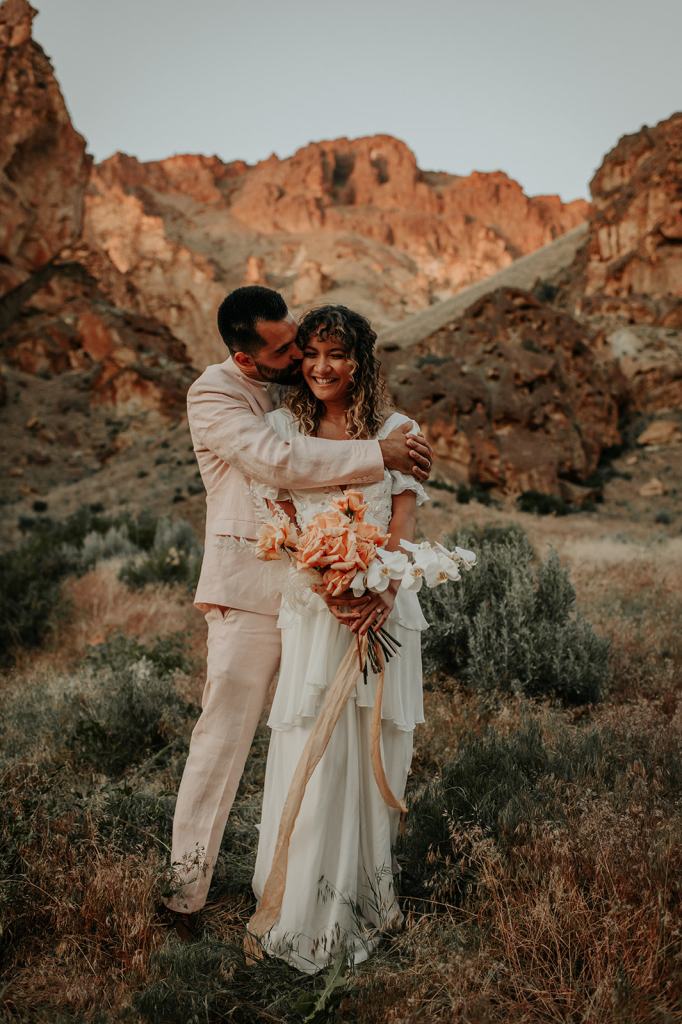 Leslie Gulch Eastern Oregon Elopement in the Owyhees