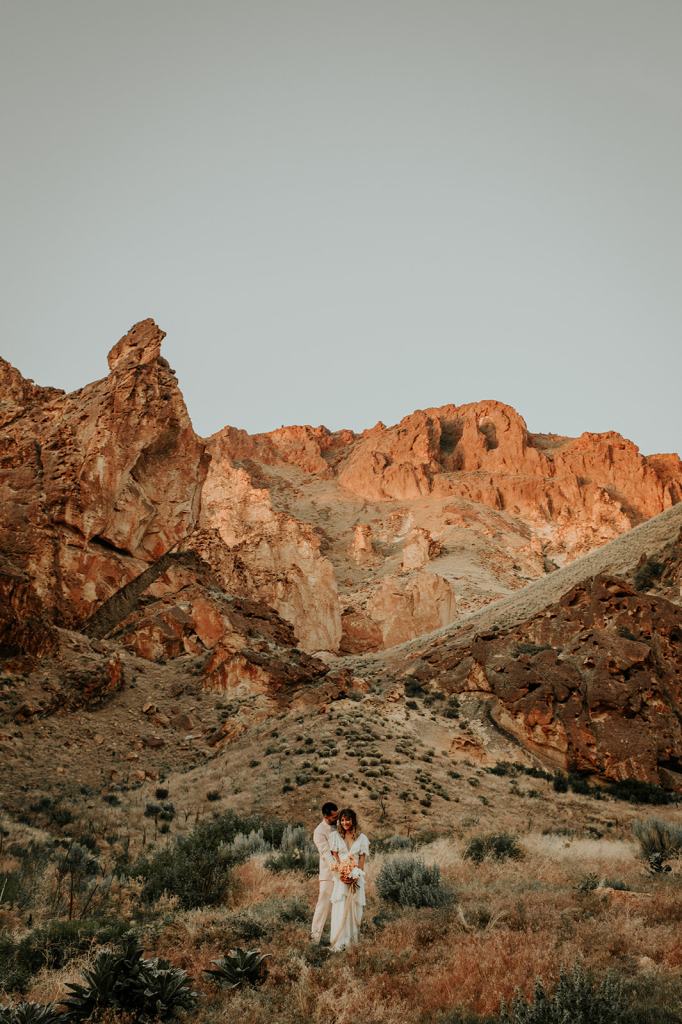 Leslie Gulch Eastern Oregon Elopement in the Owyhees