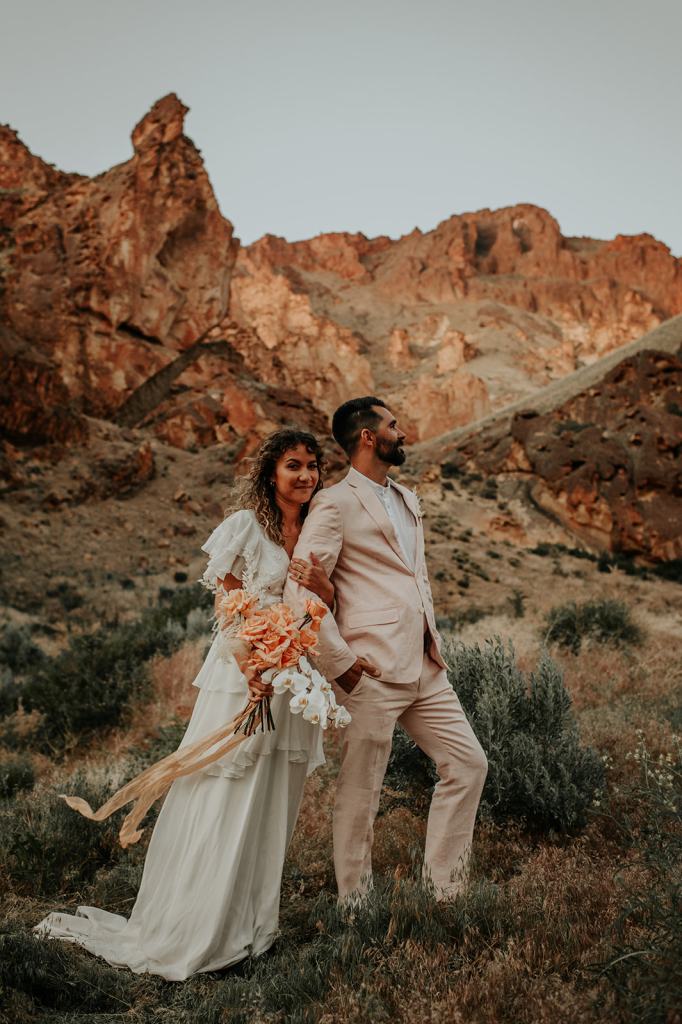 Leslie Gulch Eastern Oregon Elopement in the Owyhees