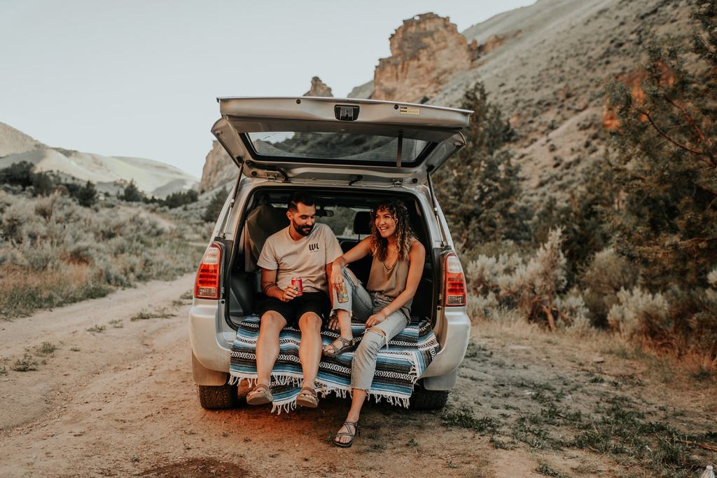Oregon Elopement Photographer