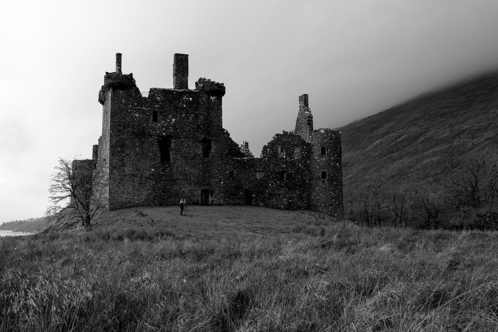 Castle Engagement Photos in Scotland