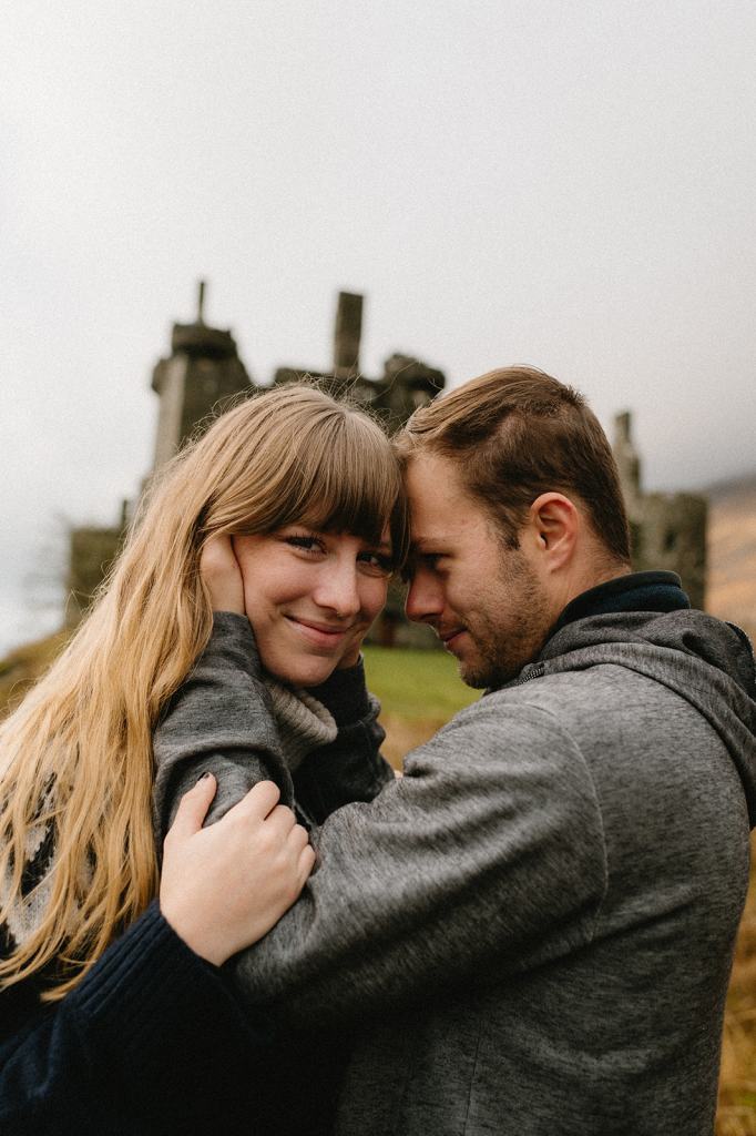 Scotland Couples Photoshoot at a Castle Ruin in the Scottish Highlands