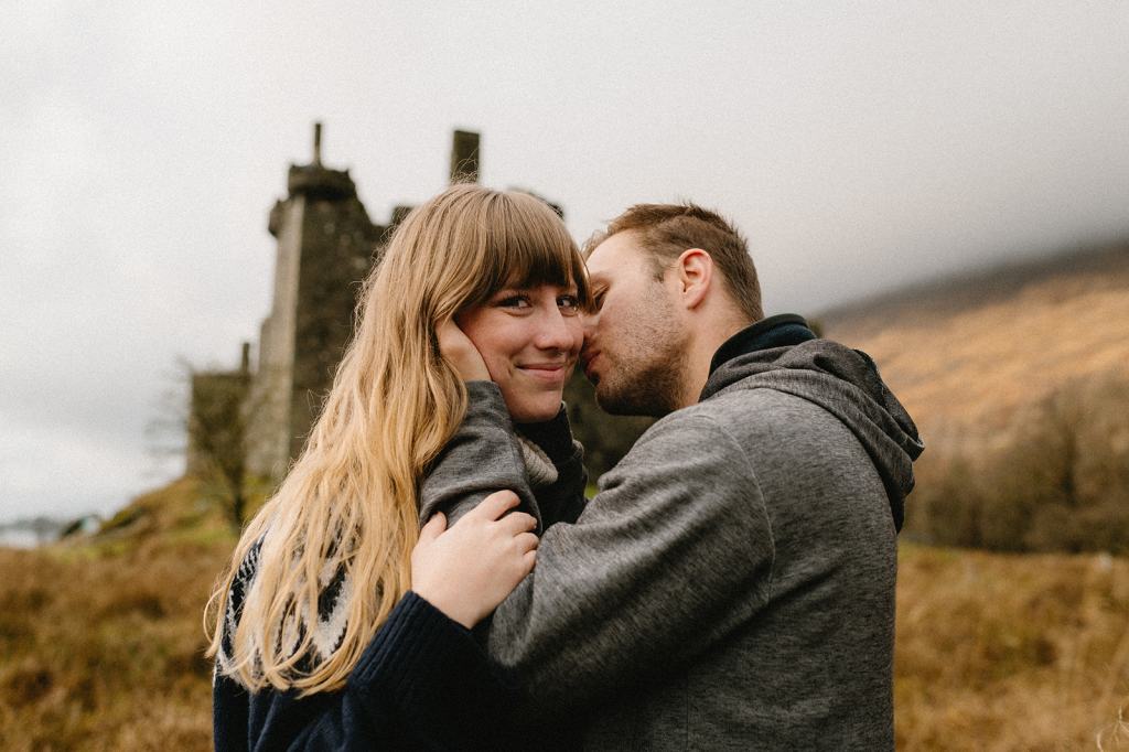 Scotland Couples Photoshoot at a Castle Ruin in the Scottish Highlands