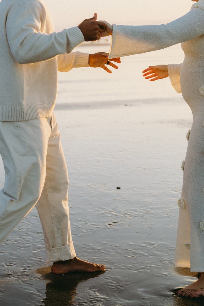 Big Sur Maternity Photoshoot on the Beach