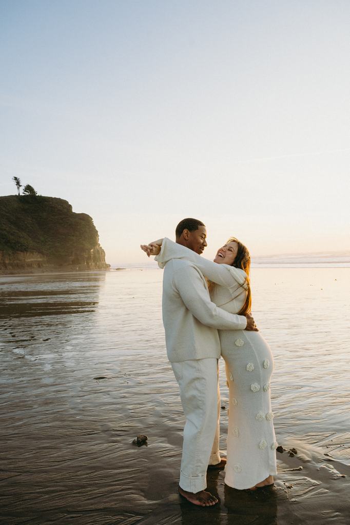 Big Sur Maternity Photoshoot on the Beach
