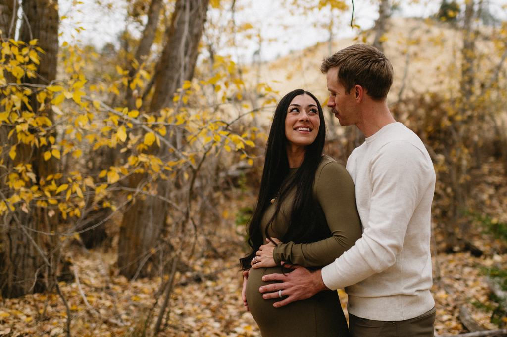 Boise Foothills Maternity Photoshoot