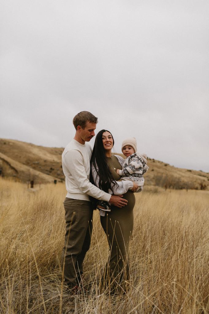 Boise Foothills Maternity Photoshoot