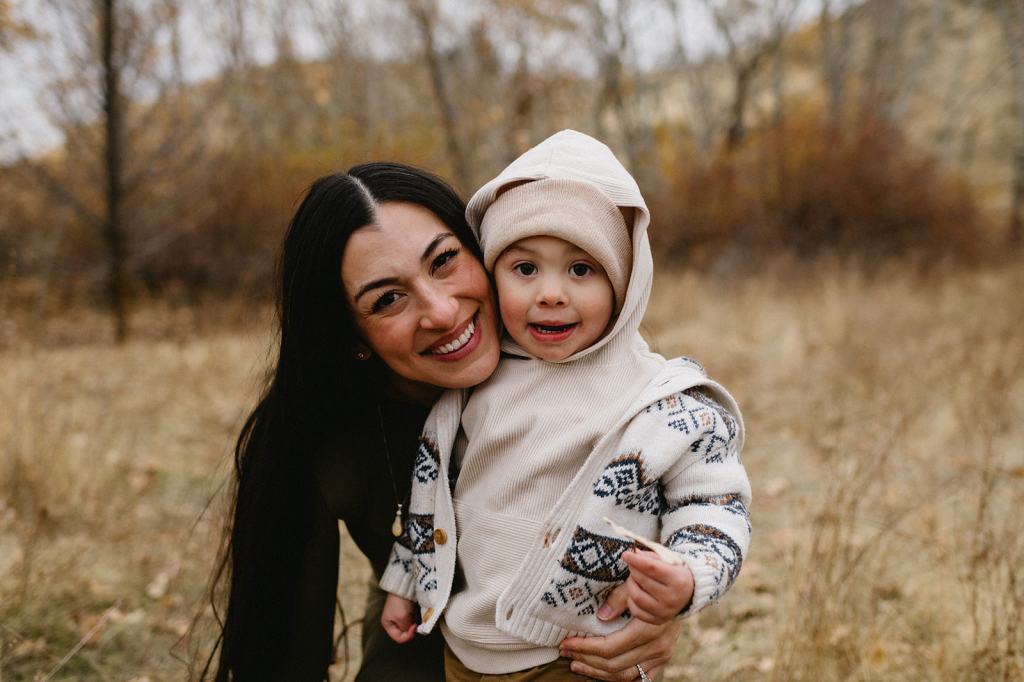 Boise Foothills Maternity Photoshoot