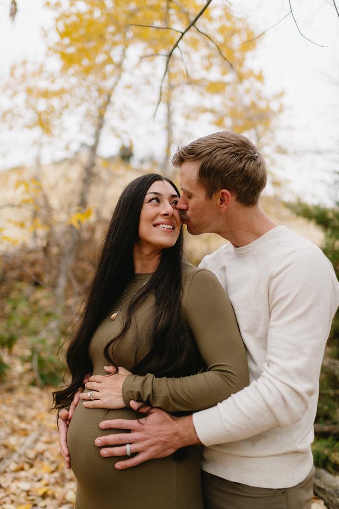 Boise Foothills Maternity Photoshoot