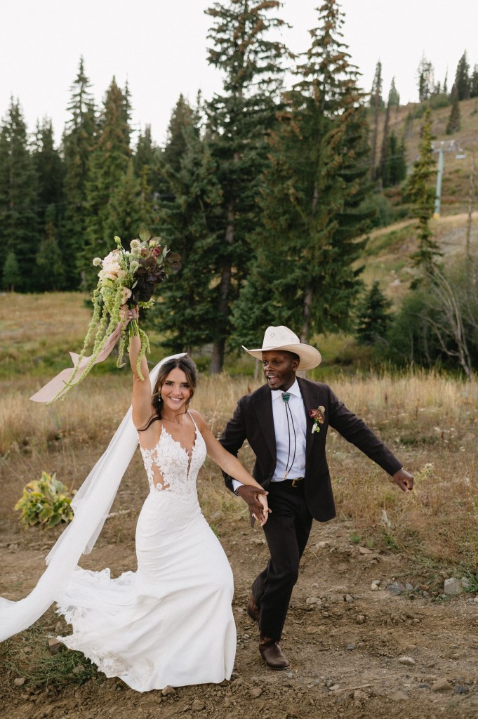 Mid Mountain Lodge Tamarack Resort Wedding