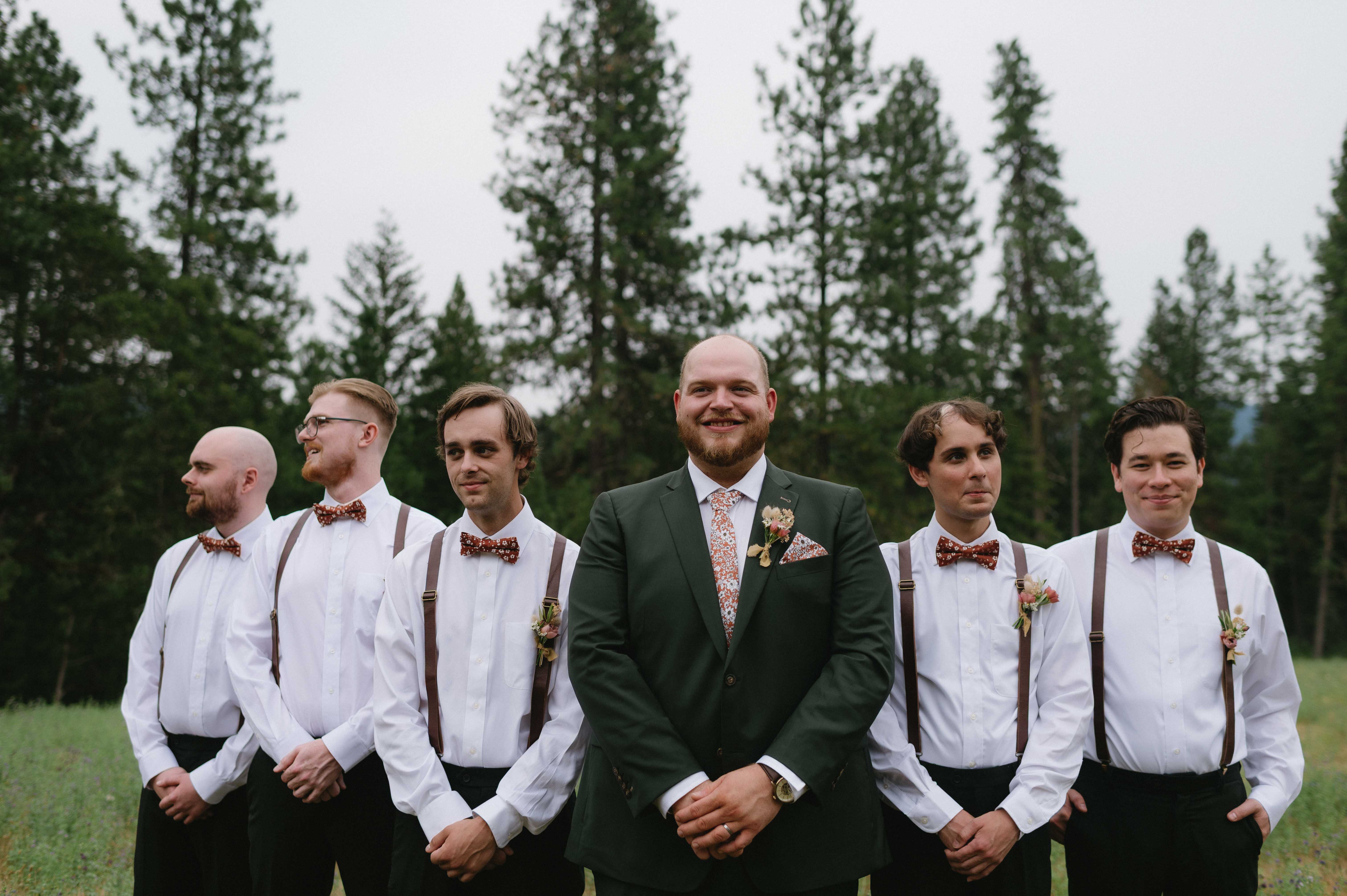 Hood River Oregon Wedding at the Tin Roof Barn