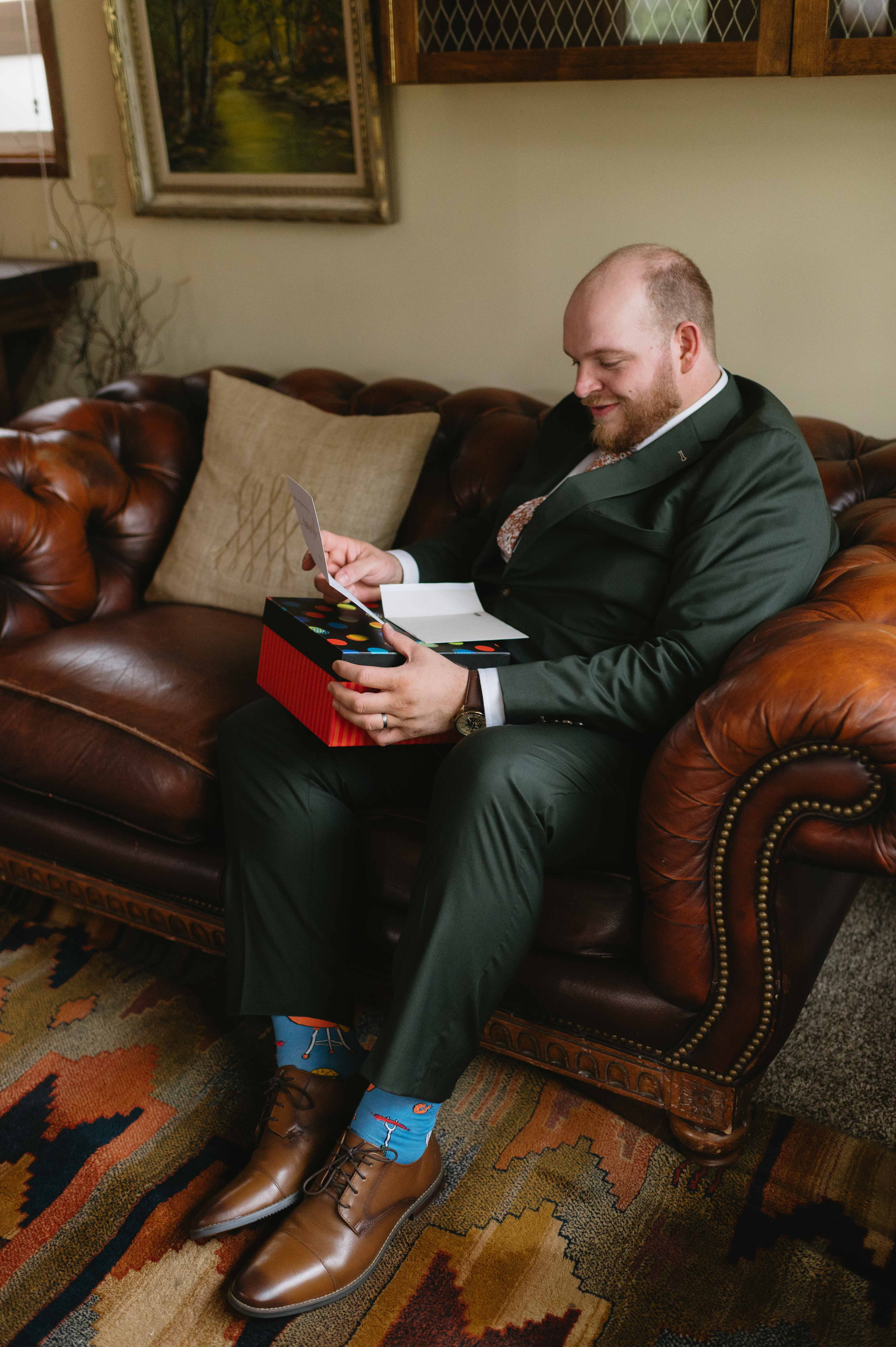 Hood River Oregon Wedding at the Tin Roof Barn