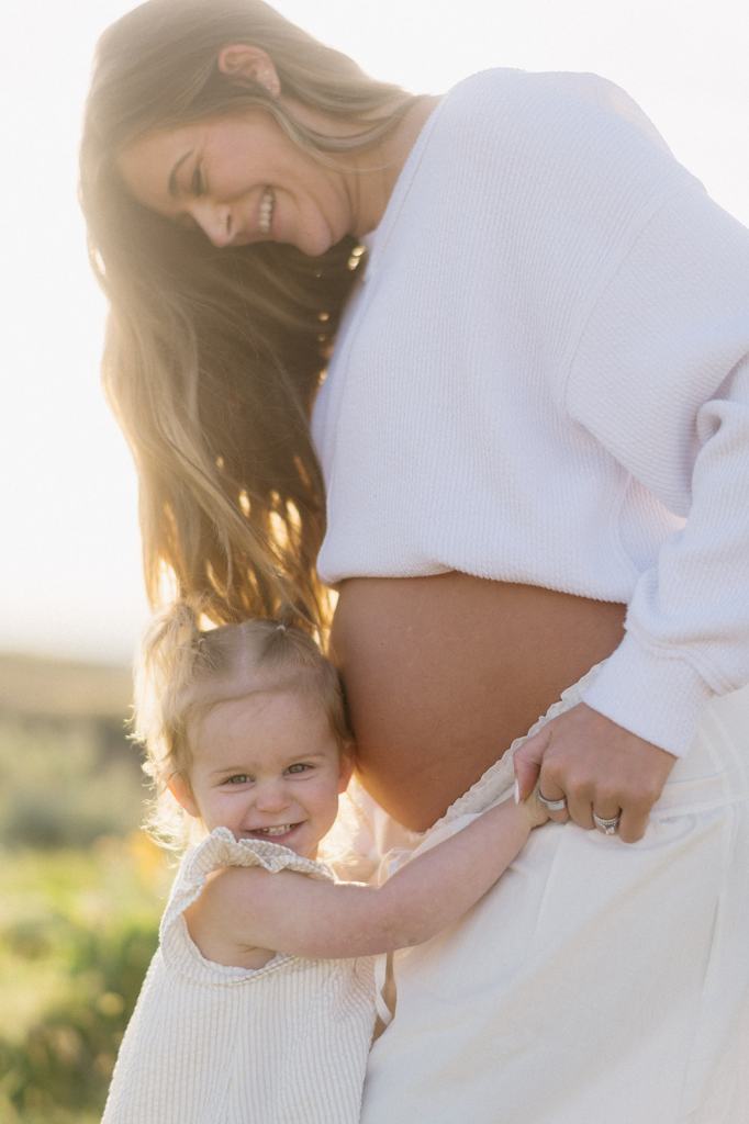 Spring Boise Idaho Maternity Photos in the Foothills